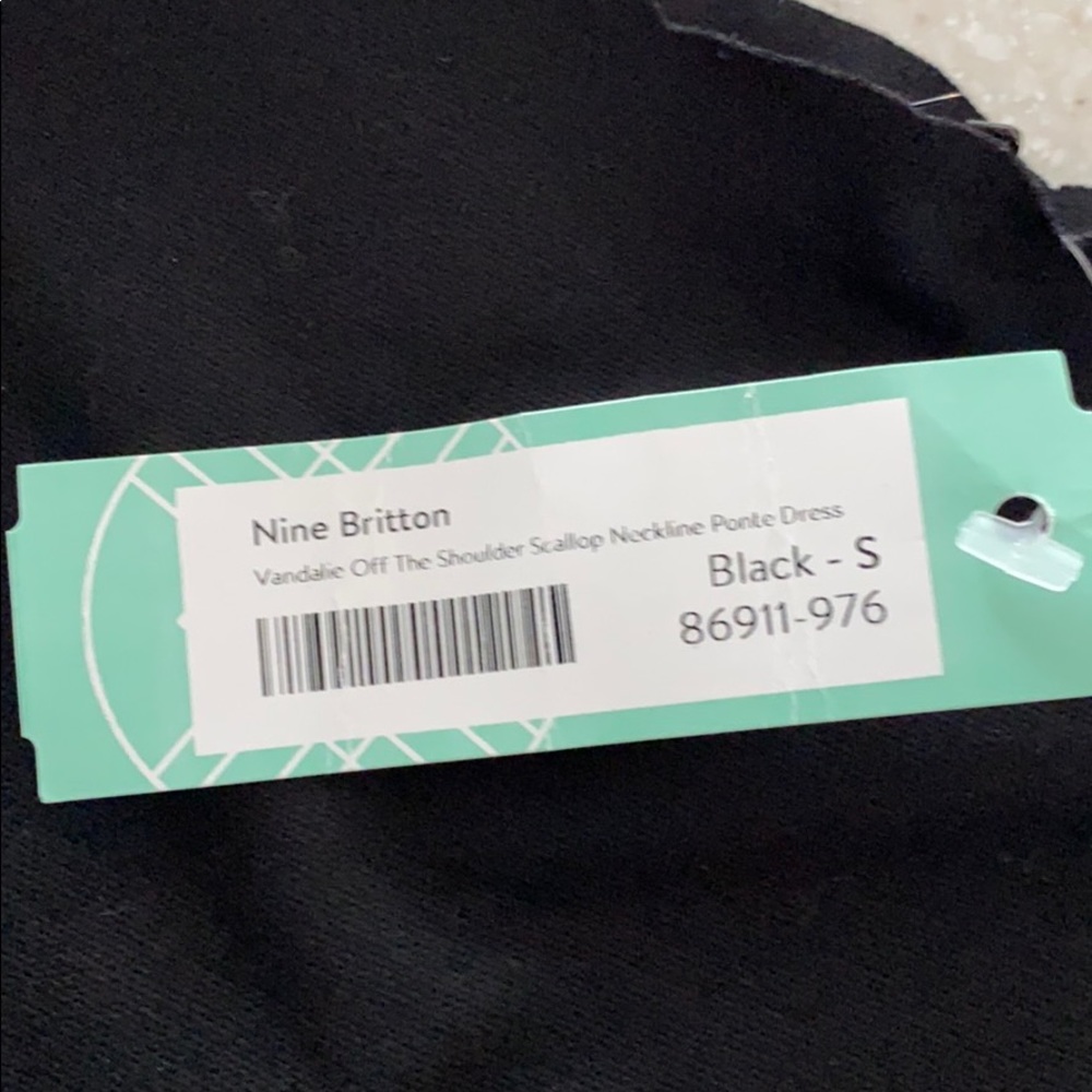 NWT Nine Britton Off the Shoulder Ponte Dress